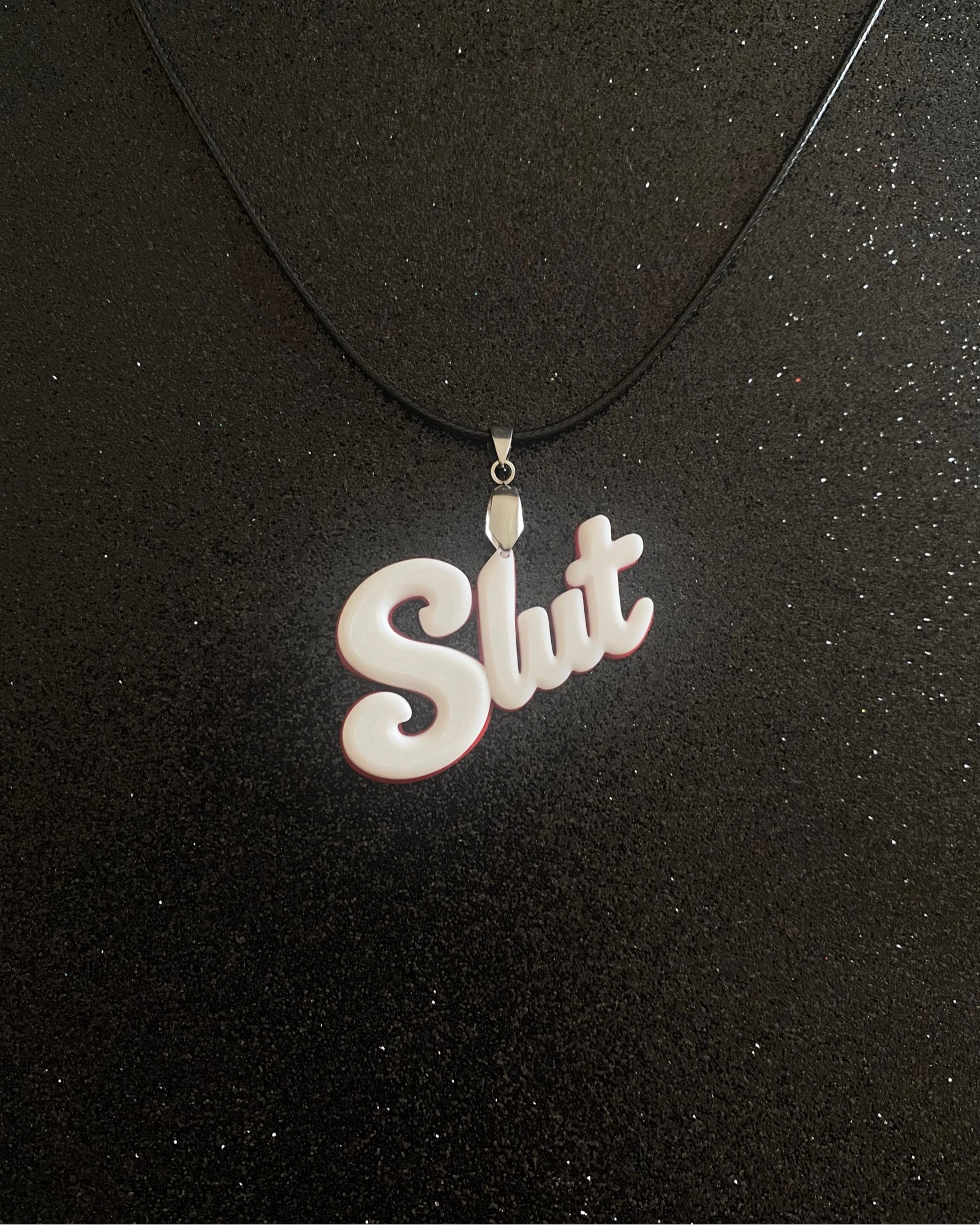 Collar / Pendant "Slut" White & Red 3D - Y2K / Alt / Rave Style – photo 2